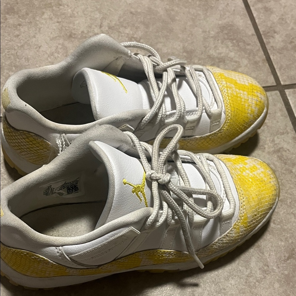 Jordan Kids White and Yellow Sneakers